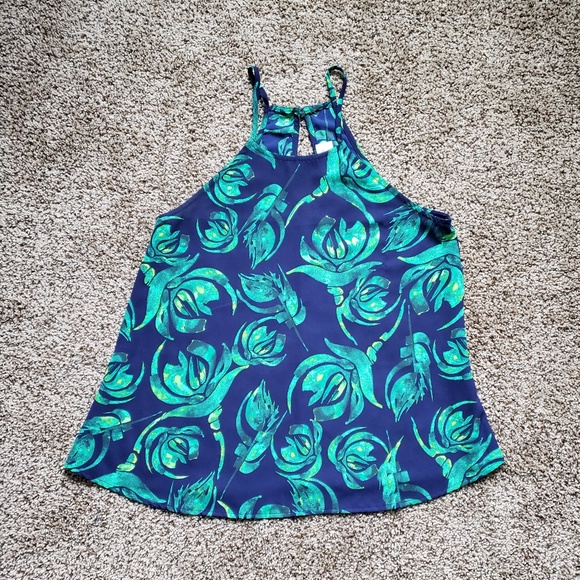 Everly Heart Of It Navy And Green Floral Top - Picture 2 of 4